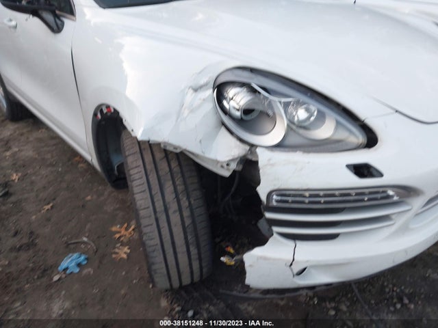 2014 PORSCHE CAYENNE WP1AA2A22ELA07548 Photo 5