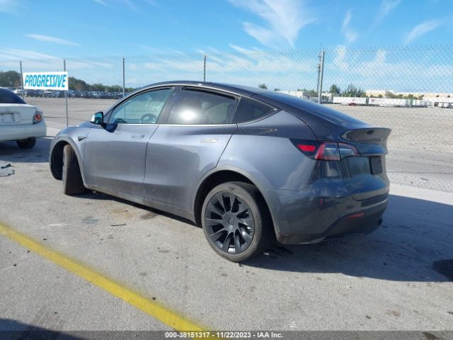 2021 TESLA MODEL Y 5YJYGAEE9MF143609 Photo 2