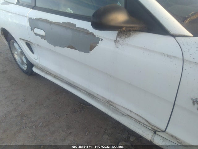 1998 FORD MUSTANG VIN: 1FAFP4042WF229775