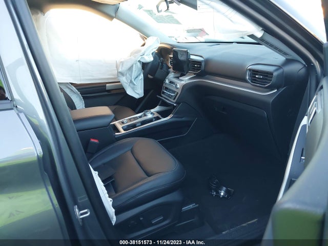 Ford EXPLORER XLT 2023 1FMSK8DH9PGB86510 Image 5
