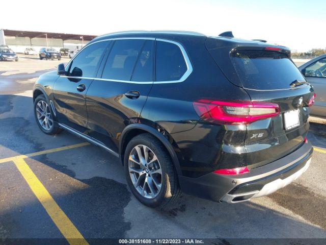 2020 BMW X5 5UXCR6C02LLL65279 Photo 2