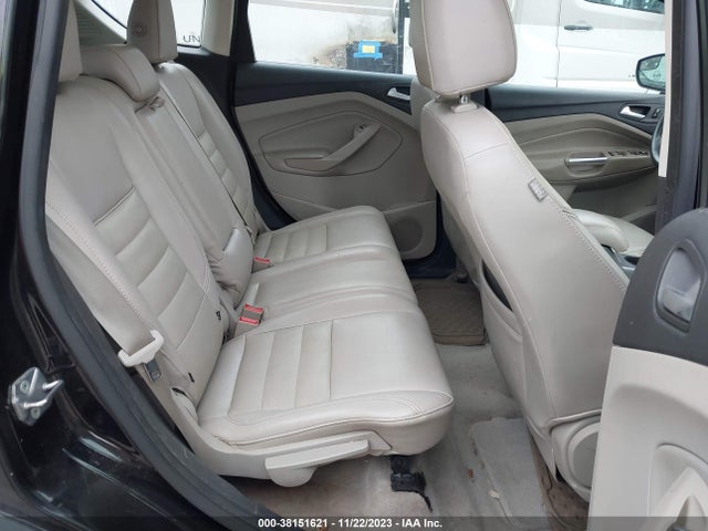 38151621 :رقم المزاد ، 1FADP5AU2DL502319 vin ، 2013 Ford C-max Hybrid Se مزاد بيع