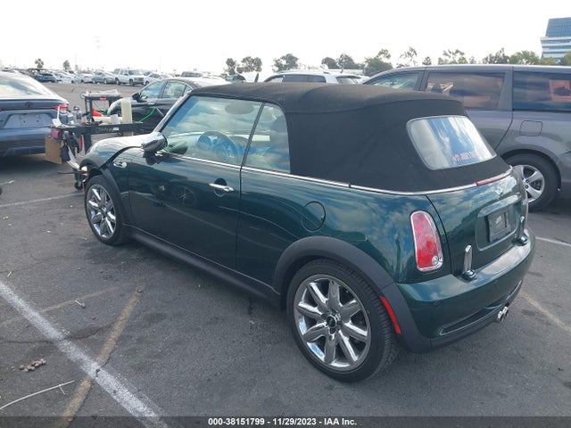 2006 MINI COOPER S WMWRH335X6TK58197 Photo 2