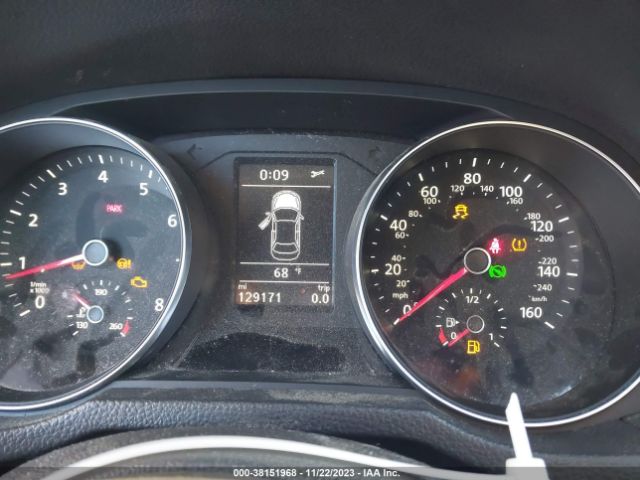 1VWAT7A37HC069997 Volkswagen Passat 1.8t S
