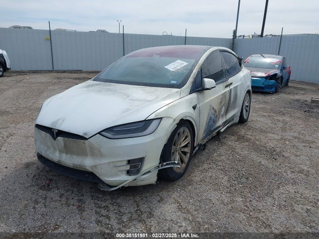 2019 TESLA MODEL X 5YJXCBE26KF156978 Photo 1