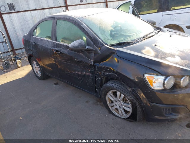 Chevrolet Sonic Lt Auto 2015 1G1JC5SH7F4204266 Image 6