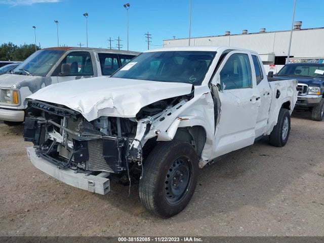 Toyota Tundra Sr 2022 5TFKB5AA5NX018211 Image 2