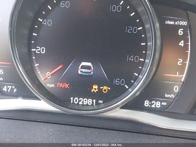 2016 VOLVO XC70 YV4612NM2G1267883 Photo 6