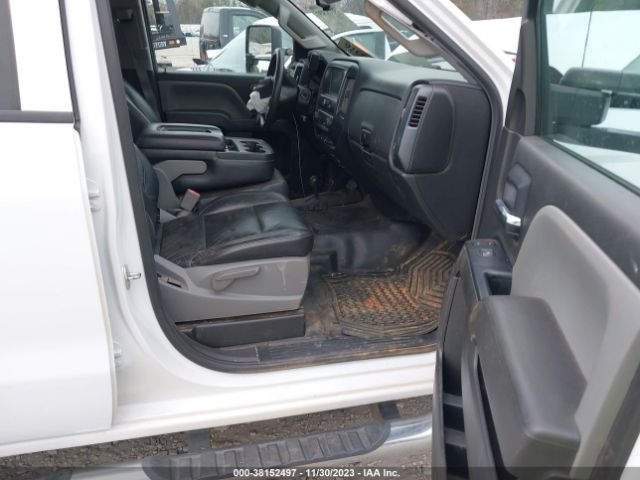 1GC2KUEG5GZ414445 Chevrolet Silverado 2500hd Wt