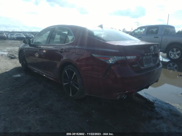 2018 TOYOTA CAMRY XSE VIN: 4T1B61HK4JU557129
