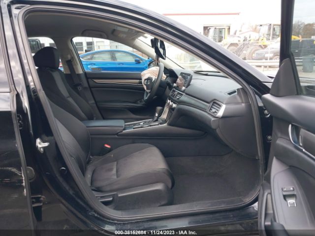 1HGCV1F11JA185922 Honda ACCORD LX