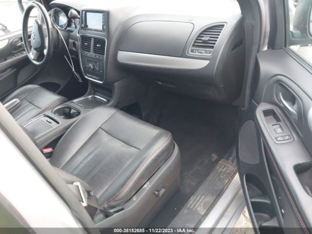 2C4RDGEG2JR190000 Dodge Grand Caravan Gt