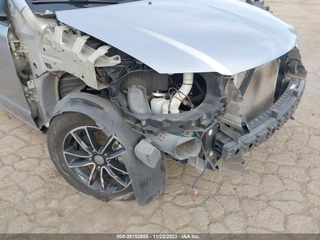 2C4RDGEG2JR190000 Dodge Grand Caravan Gt