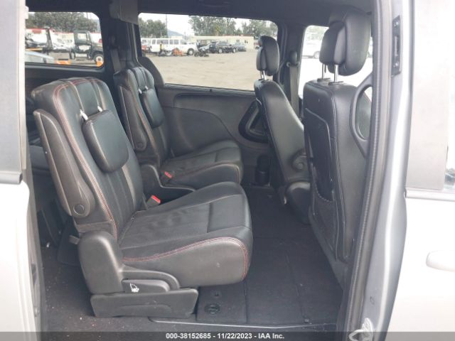 2C4RDGEG2JR190000 Dodge Grand Caravan Gt