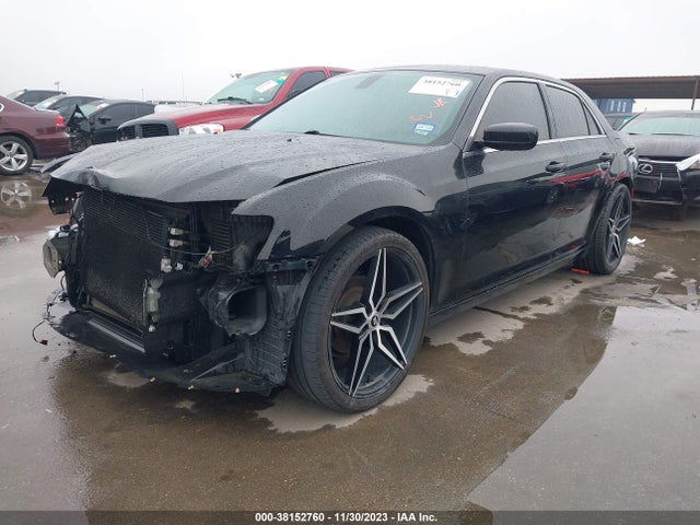Chrysler 300 Limited 2017 2C3CCAAG0HH637343 Image 2