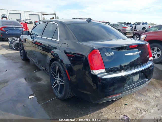 Chrysler 300 Limited 2017 2C3CCAAG0HH637343 Image 3