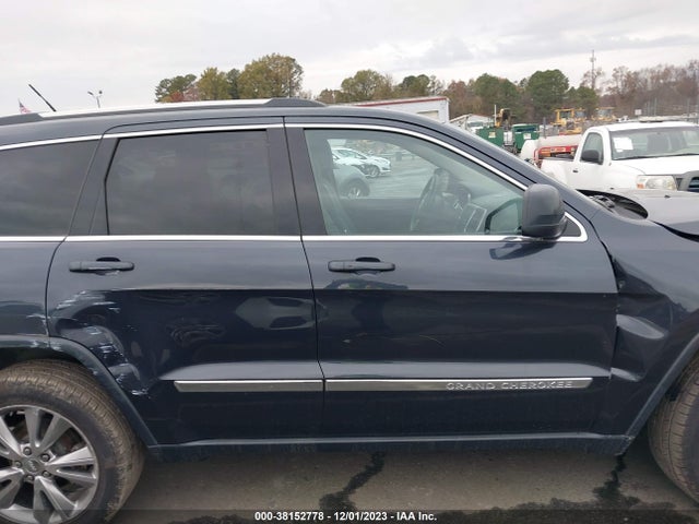 2013 JEEP GRAND CHEROKEE LAREDO VIN: 1C4RJEAG9DC558382