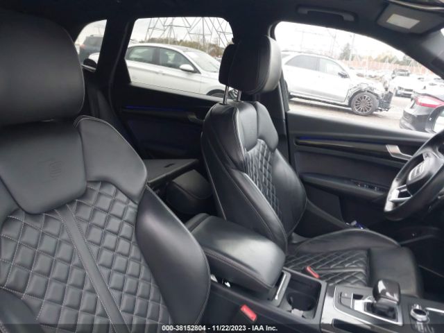 2018 AUDI SQ5 WA1C4AFY6J2099749 Photo 4