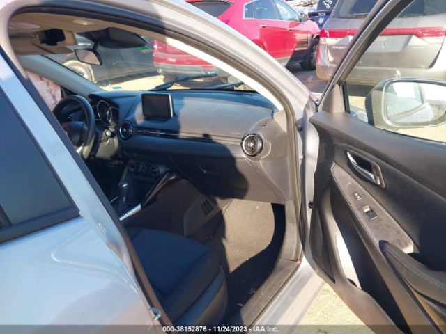 3MYDLBYV0JY311425 Toyota YARIS IA