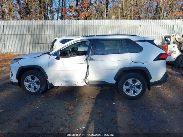 2020 TOYOTA RAV4 XLE VIN: 2T3P1RFV3LW096547