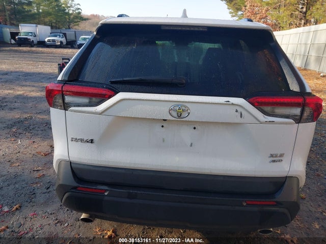 2020 TOYOTA RAV4 XLE VIN: 2T3P1RFV3LW096547