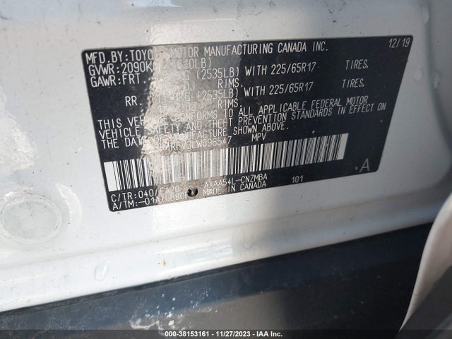2020 TOYOTA RAV4 XLE VIN: 2T3P1RFV3LW096547