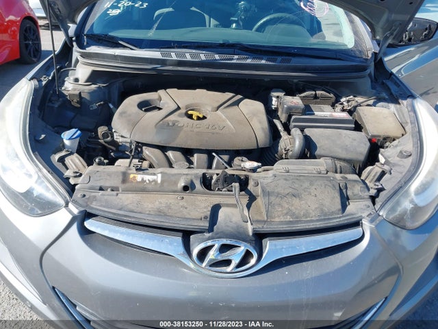 2014 HYUNDAI ELANTRA SE VIN: 5NPDH4AEXEH513312