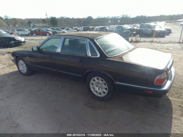 1998 JAGUAR XJ8 SAJHX1244WC845446 Photo 2