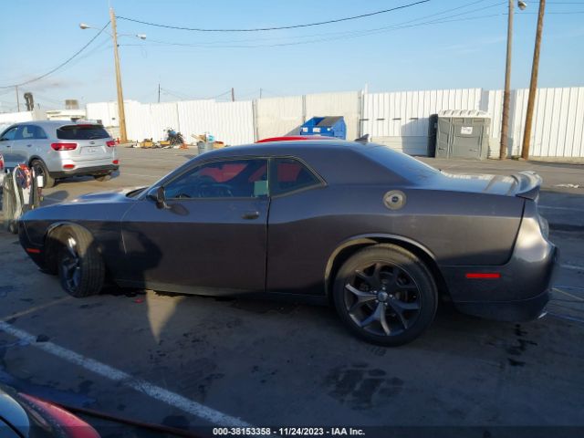 2C3CDZAG2JH280524 Dodge Challenger Sxt Plus