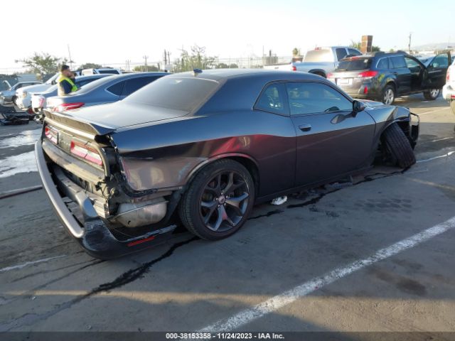 2C3CDZAG2JH280524 Dodge Challenger Sxt Plus
