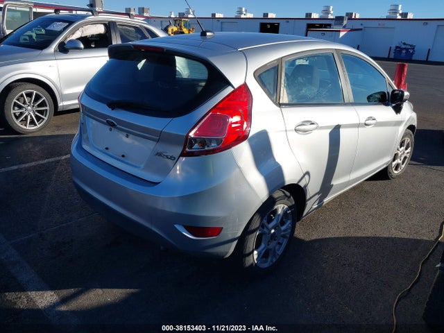 Ford FIESTA SE 2015 3FADP4EJXFM196286 Image 4