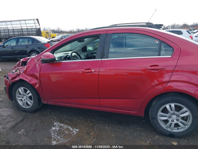 Chevrolet Sonic Lt Auto 2015 1G1JC5SB1F4220409 Image 14