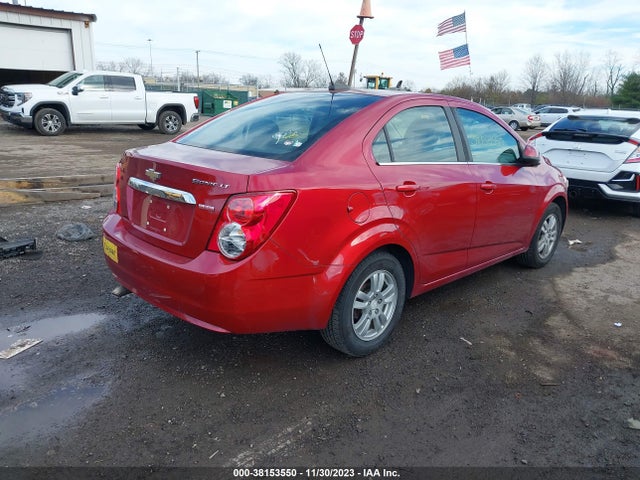 Chevrolet Sonic Lt Auto 2015 1G1JC5SB1F4220409 Image 4