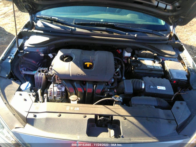 Hyundai ELANTRA SE 2019 5NPD74LF3KH427876 Image 10