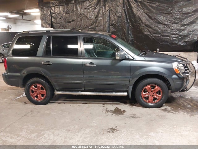 2005 HONDA PILOT EX-L VIN: 2HKYF185X5H538366