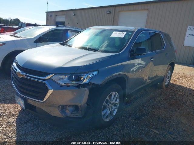 Chevrolet Traverse Ls 2018 1GNERFKW0JJ200699 Image 2
