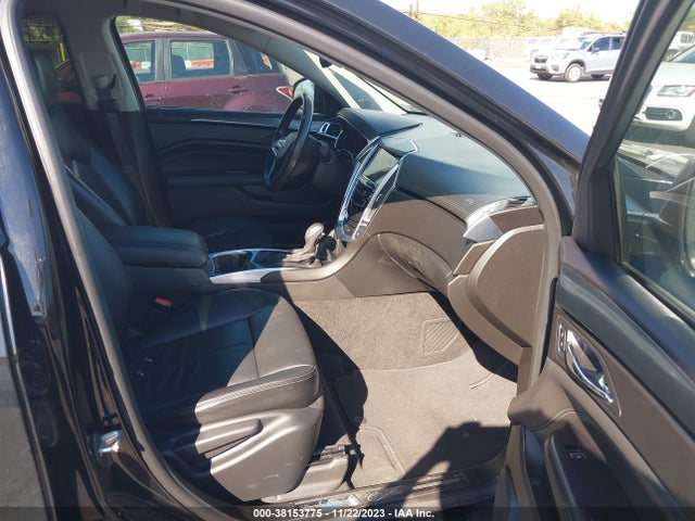 3GYFNAE30FS572931 Cadillac Srx Standard