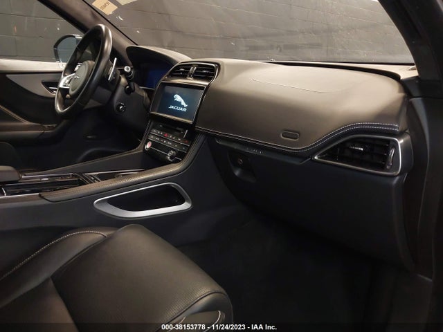 2020 JAGUAR F-PACE SADCP2FX0LA629009 Photo 4