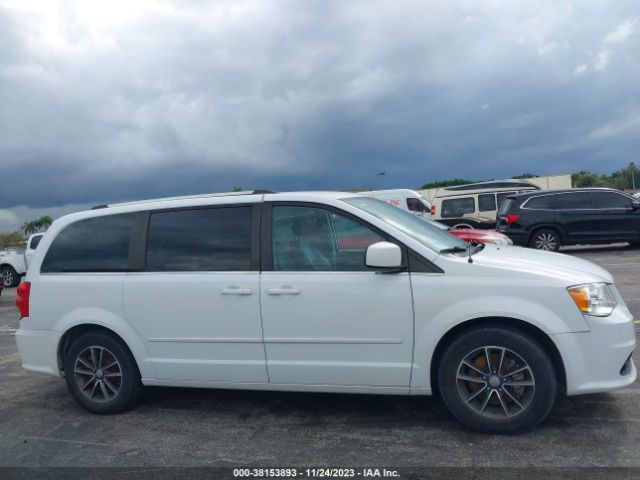 2C4RDGCG5HR801358 Dodge Grand Caravan Sxt