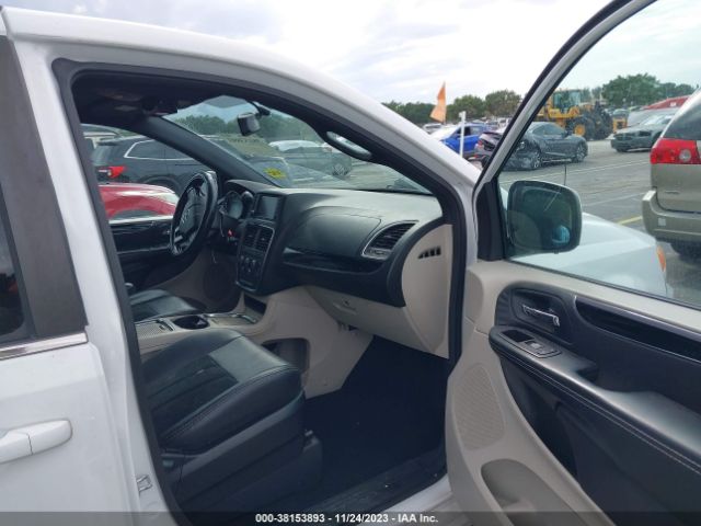 2C4RDGCG5HR801358 Dodge Grand Caravan Sxt