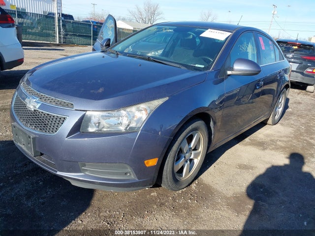 Chevrolet Cruze 1lt Auto 2014 1G1PC5SB2E7182454 Image 2