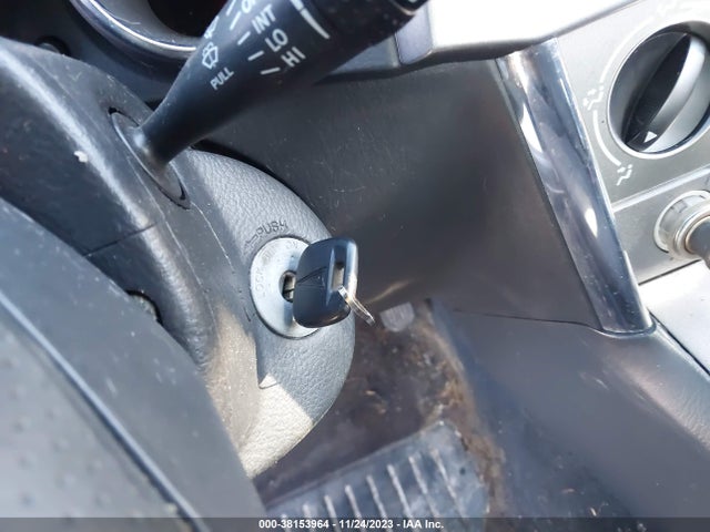 2004 PONTIAC VIBE VIN: 5Y2SL62804Z409560