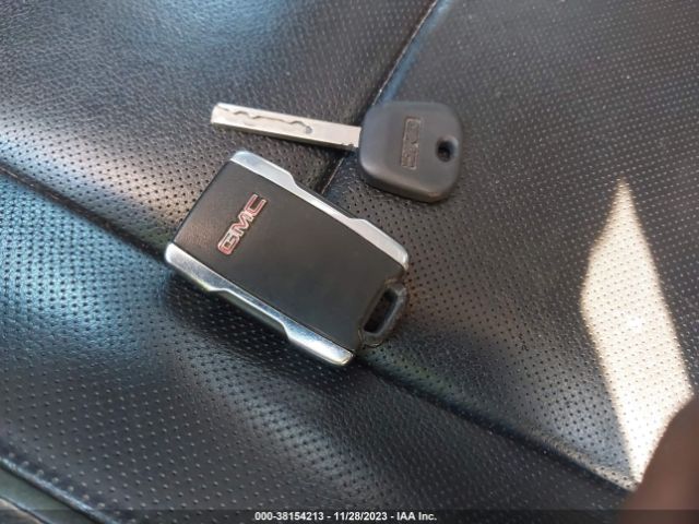 3GTU2VEC1FG340032 GMC Sierra 1500 Slt