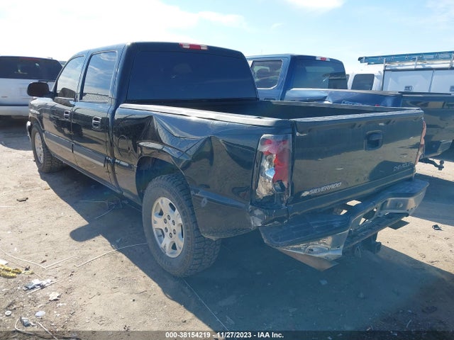 2005 CHEVROLET SILVERADO 1500 LS VIN: 2GCEC13T251307075