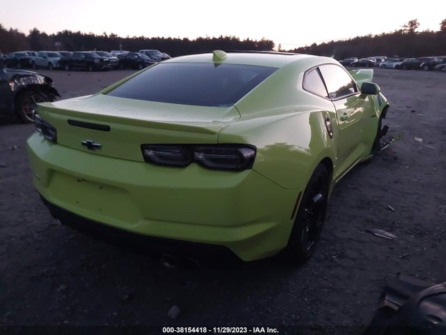 2021 CHEVROLET CAMARO RWD 2LT/RWD 3LT VIN: 1G1FD1RS4M0108354