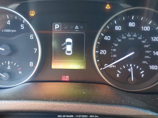 2018 HYUNDAI ELANTRA SEL VIN: 5NPD84LF1JH370217