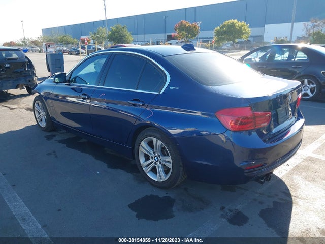 BMW 330e Iperformance 2018 WBA8E1C51JA159488 Image 3