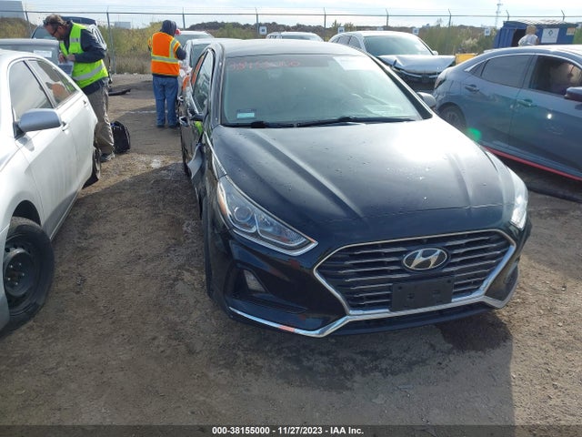 Hyundai SONATA SE 2019 5NPE24AF8KH737060 Image 1