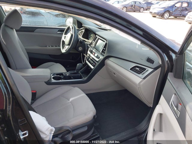 Hyundai SONATA SE 2019 5NPE24AF8KH737060 Image 5