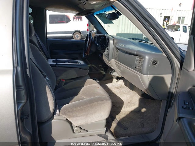 2003 GMC YUKON SLE VIN: 1GKEC13V93R211132